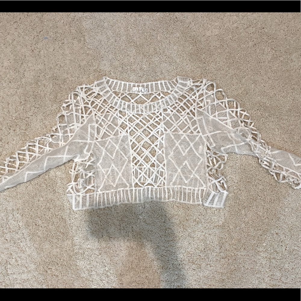 LF Cut Out Cropped Sweater